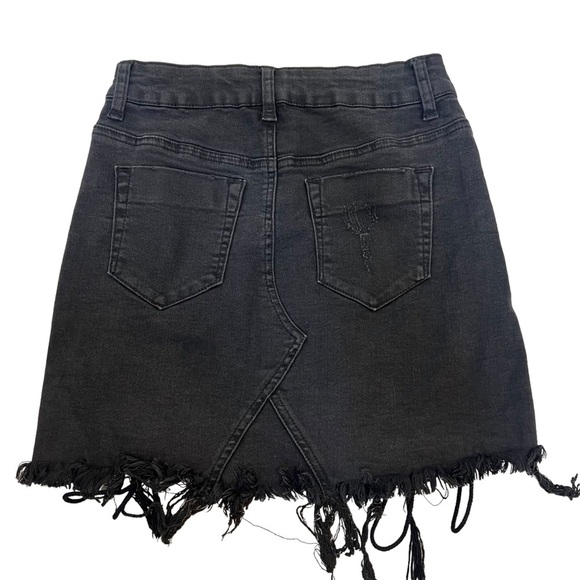 Forever 21 Mini Skirt - Picture 4 of 4